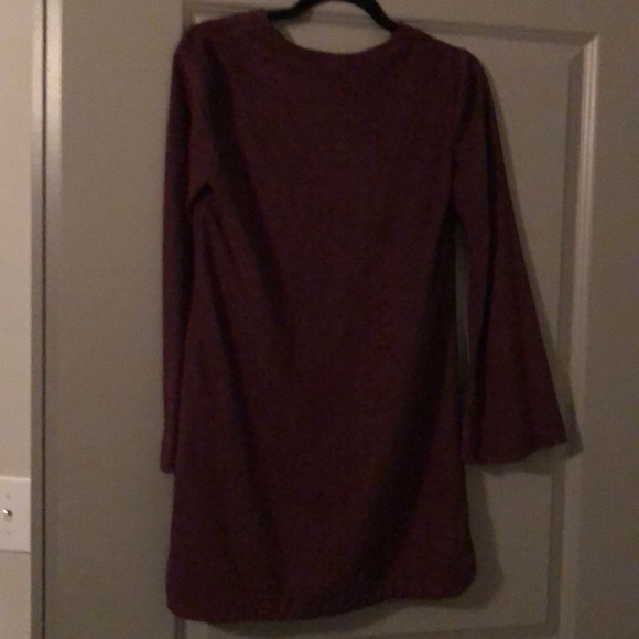 Feux velvet burgundy dress with flared sleeves - Picture 3 of 3